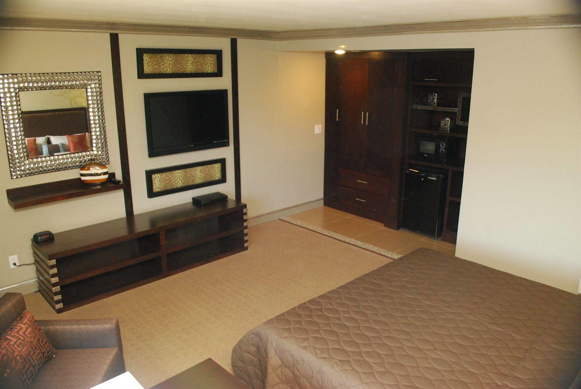 Friendly Hills Inn Whittier Luaran gambar
