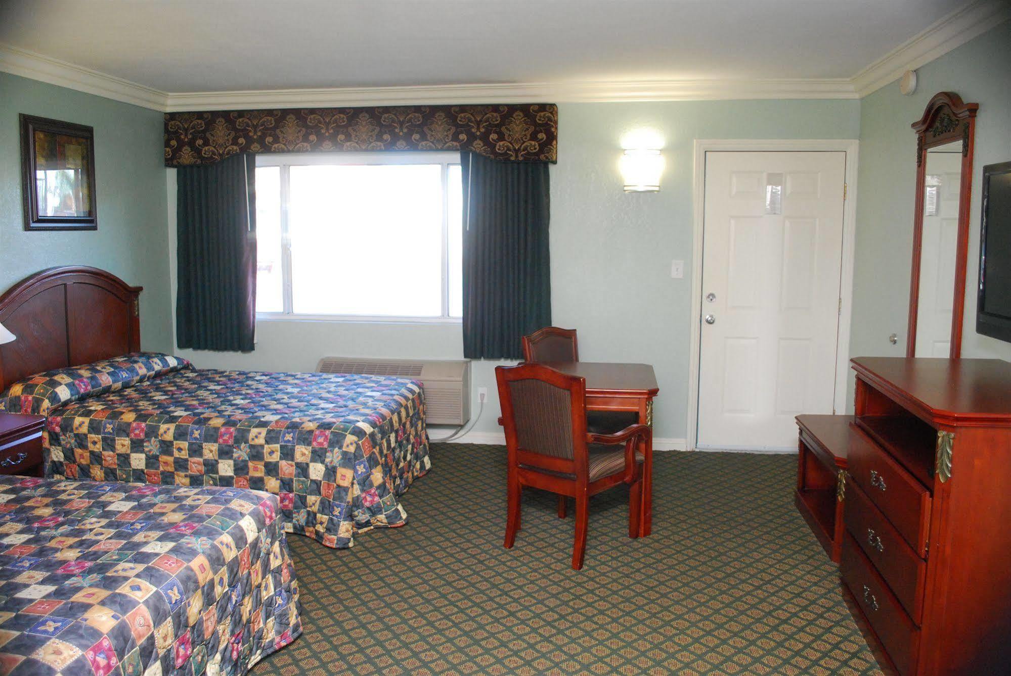 Friendly Hills Inn Whittier Luaran gambar